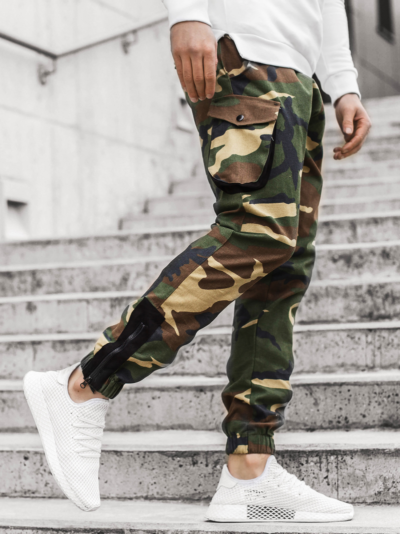 Мъжки панталони зелено-камуфлажни OZONEE A/705