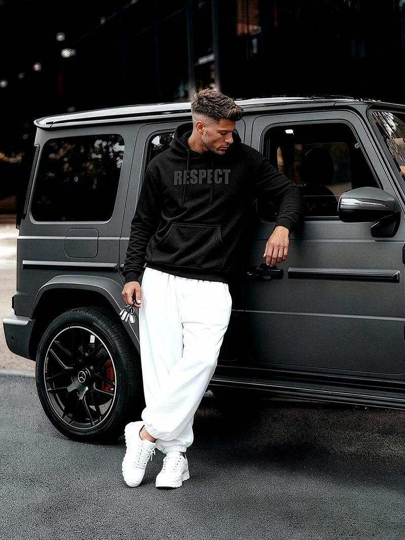 Мъжки суитшърт с качулка черен OZONEE JS/8B1968/3