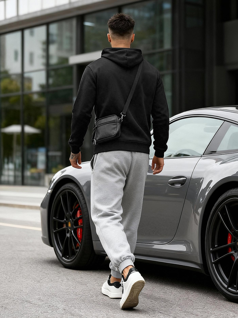 Мъжки суитшърт с качулка черен OZONEE JS/8B1973/3