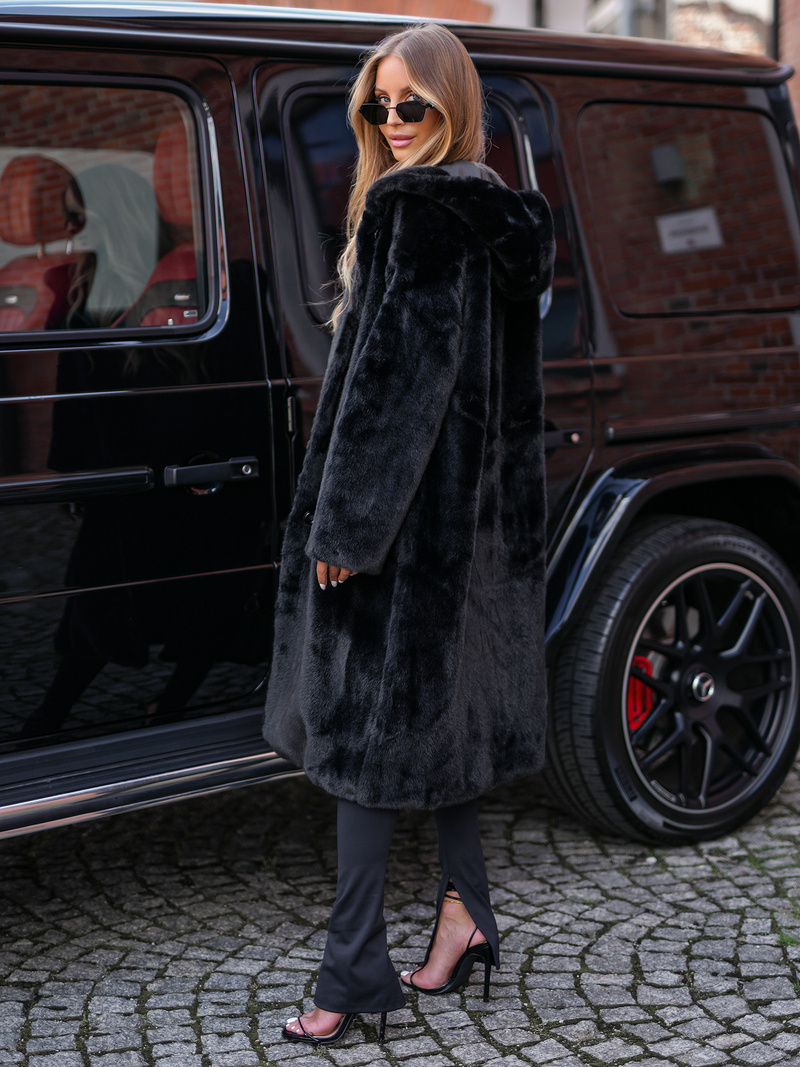 Дамско зимно яке от кожа черно OZONEE JS/11Z8250