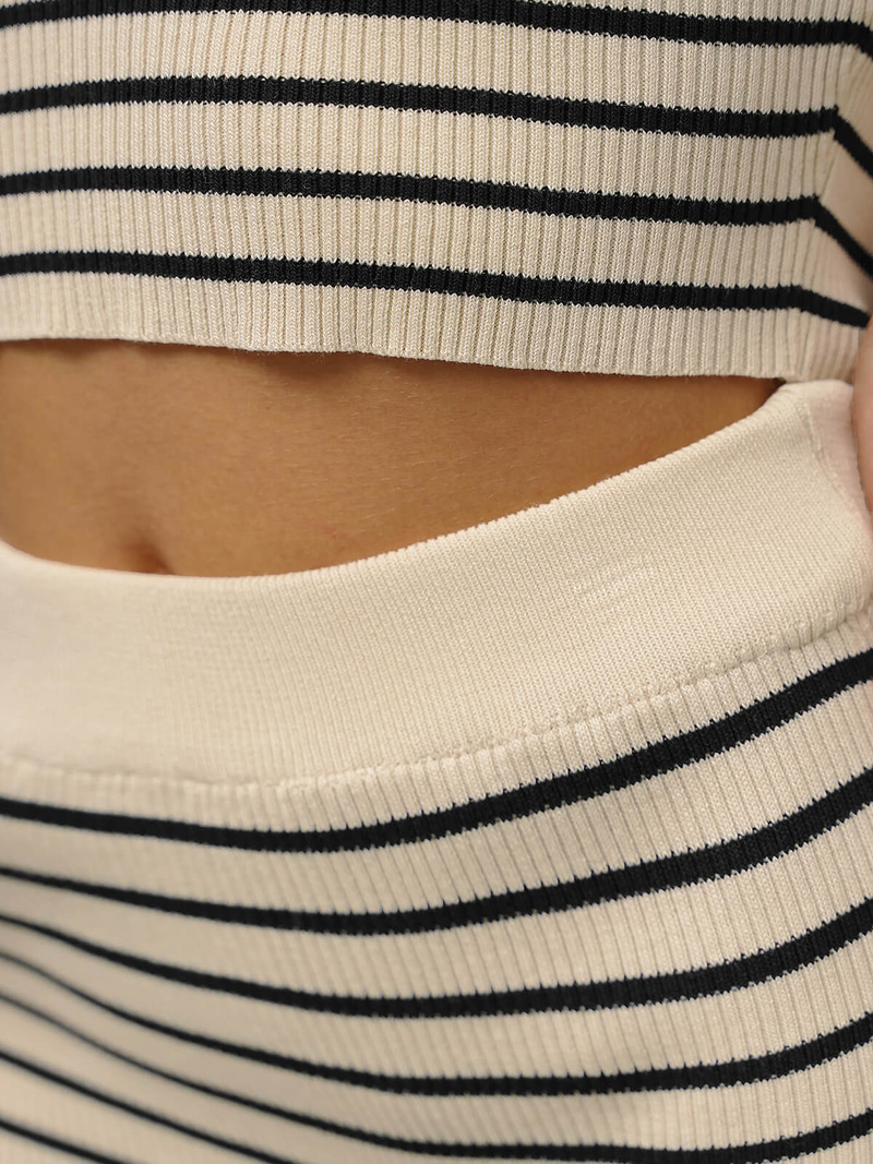 Дамски комплект бежово/черен - топ и пола OZONEE O/CH5801