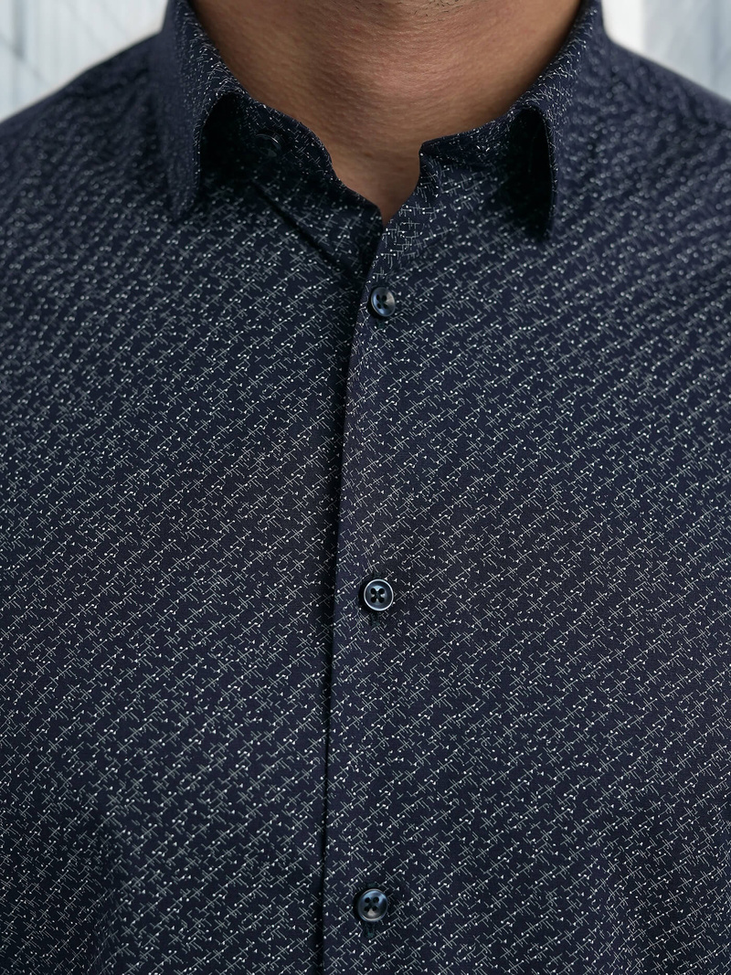 Мъжка риза тъмносиньо OZONEE V/V186