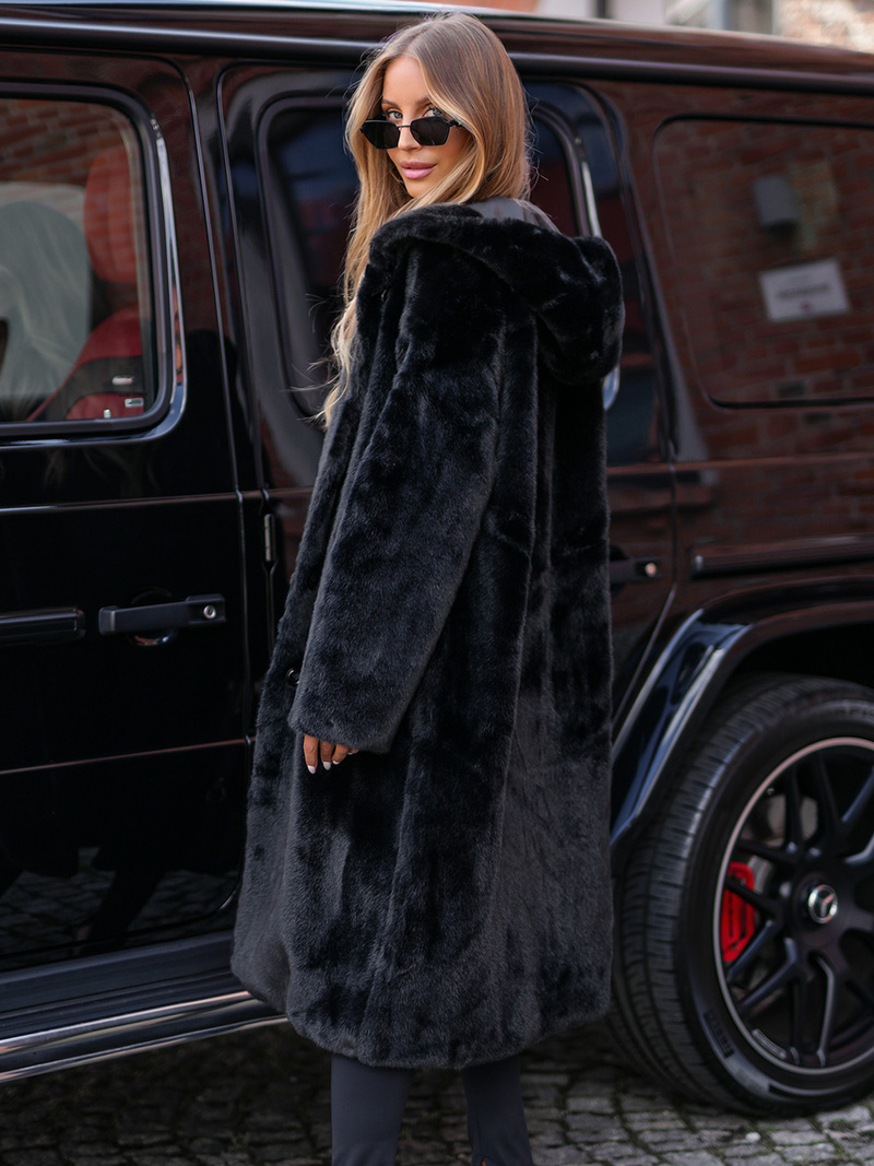 Дамско зимно яке от кожа черно OZONEE JS/11Z8250