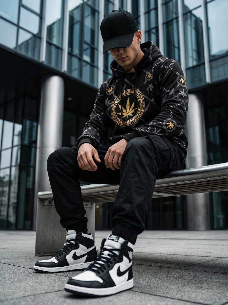 Мъжки суитшърт с качулка черен OZONEE O/B267Z